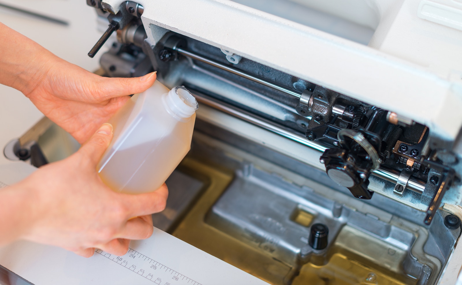 How To Oil A Sewing Machine A Detailed Guide