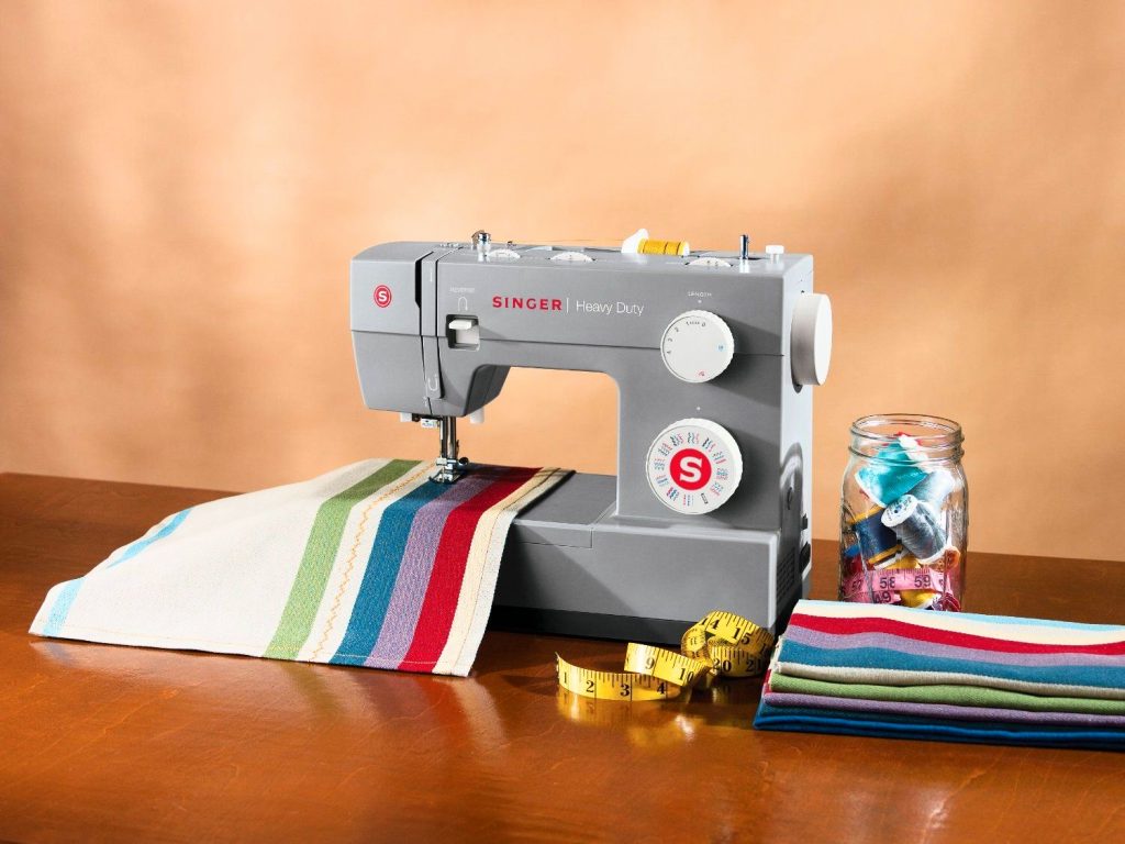 7 Best Singer Sewing Machines - Great Quality For Your Sewing Success (Winter 2023)