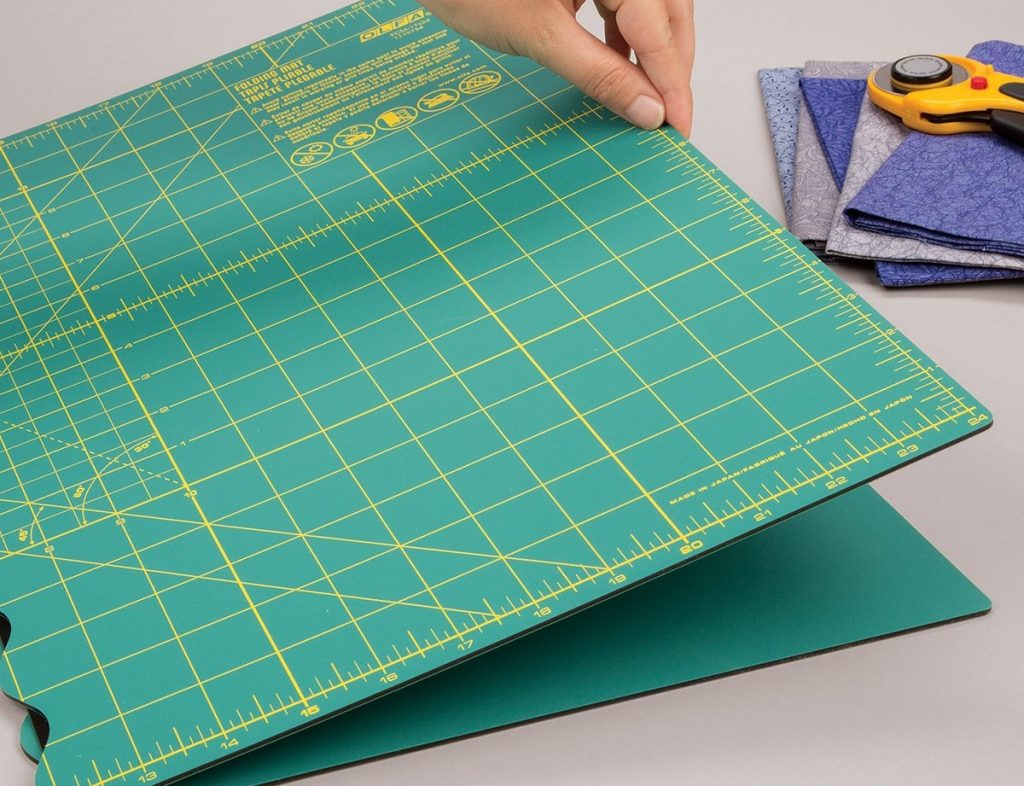 5 Best Cutting Mats for Sewing and Quilting (Spring 2023)