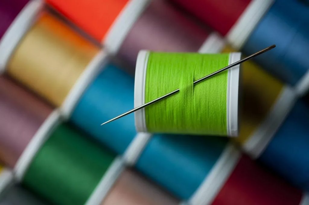 10 Best Sewing Threads for All Kinds of Hand and Machine Sewing