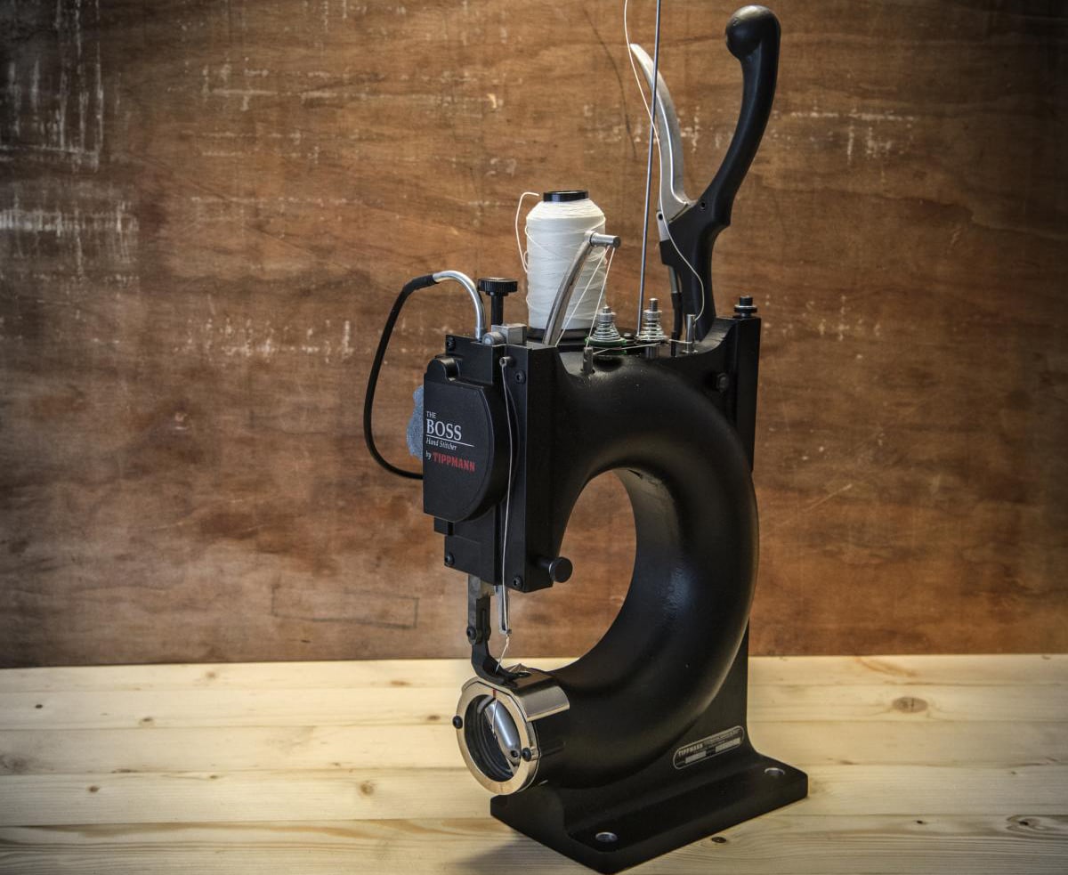 5 Best Shoe Sewing Machines Reviewed in Detail (Fall 2023)