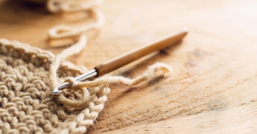 6 Best Crochet Hooks for Easy Knitting (Summer 2022)