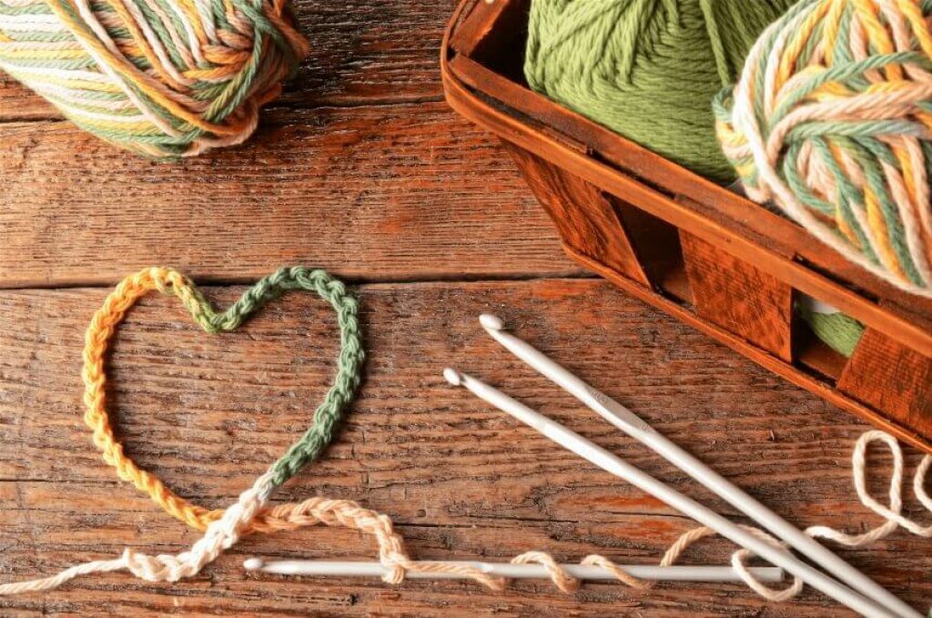 6 Best Crochet Hooks for Easy Knitting