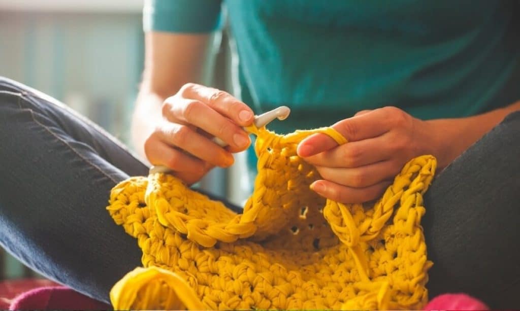 6 Best Crochet Hooks for Easy Knitting (2023)