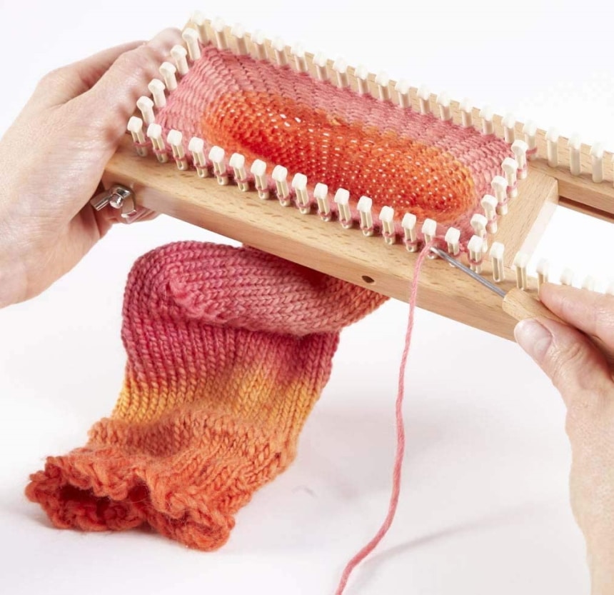 8 Best Knitting Looms - Fun and Fast Knitting for Anyone