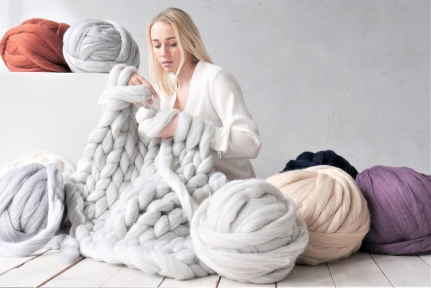 7 Best Yarns for Arm Knitting to Make Covers and Clothes (Spring 2023)