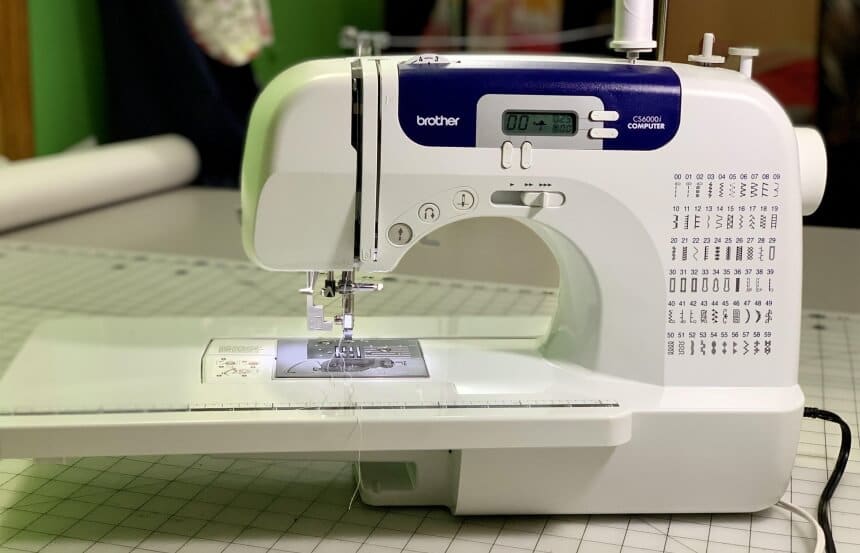 10 Best Walking Foot Sewing Machines for Plenty of Projects – From Quilting to Sewing Stretch Fabrics (Spring 2023)