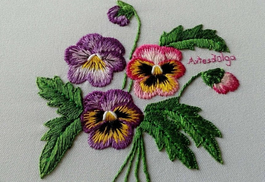 How to Embroider Flowers: 8 Basic Styles for Inspiration