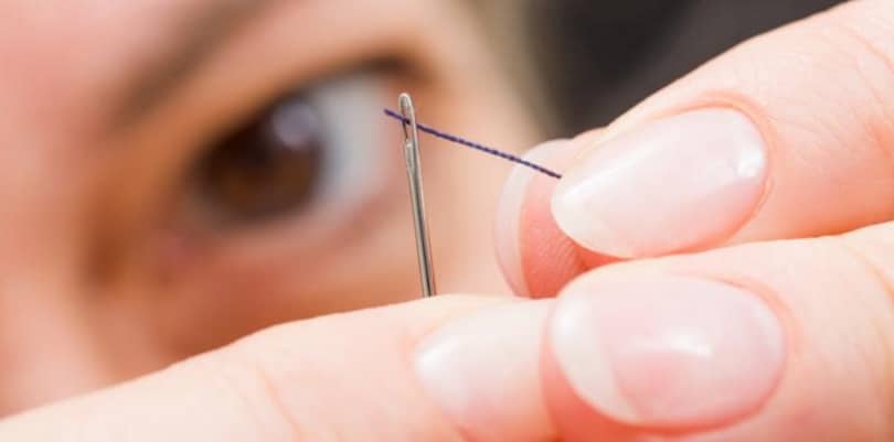 How to Thread a Needle: Easy Hacks for Beginners