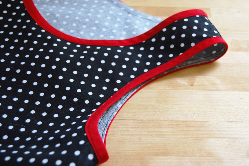 How to Use Bias Tape to Perfect Your Garments