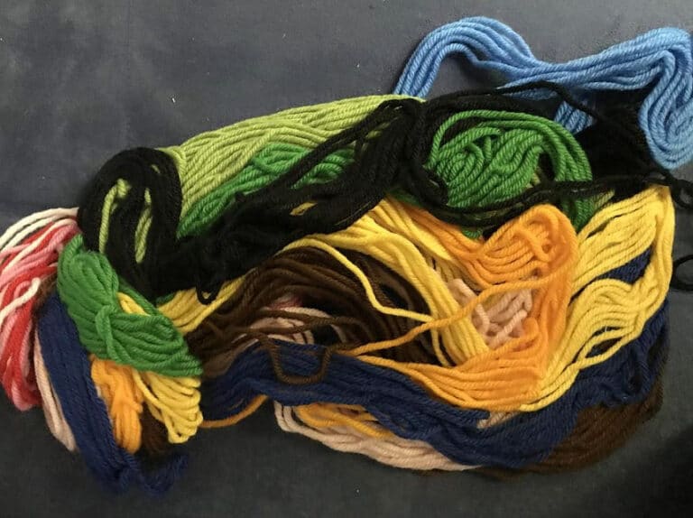 Crewel Embroidery Choose Accessories and Learn to Sew