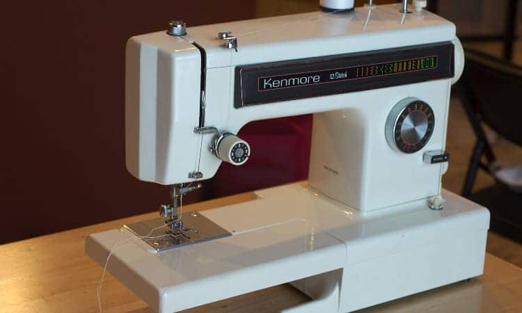 How to Thread a Kenmore Sewing Machine: Steps and Advice