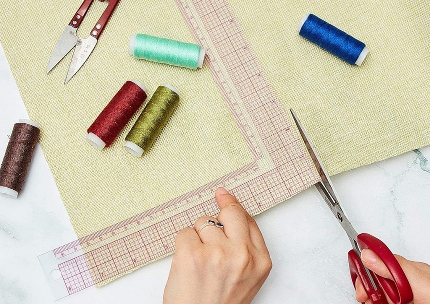 Tape Measure for Sewing: How to Use and Read the Measurements